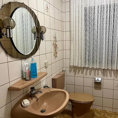 Lejlighed Wg In Efze, Monteurzimmer, 2 Erwachsene, 1 Doppelzimmer Nr 1