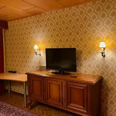 Apartment Wg In Efze, Monteurzimmer, 2 Erwachsene, 1 Doppelzimmer Nr 1